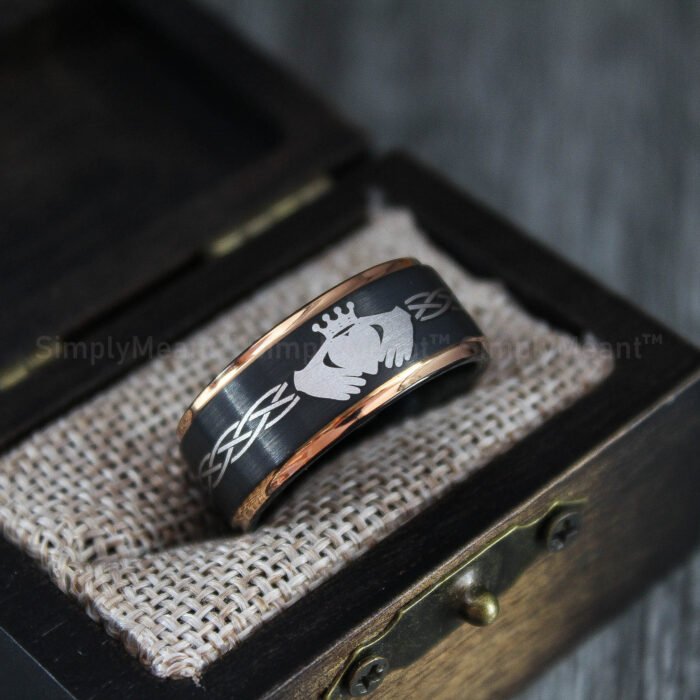 Claddagh Rings, Claddagh Couple Wedding Bands, Irish Rings, Couple Ring Set - Image 4