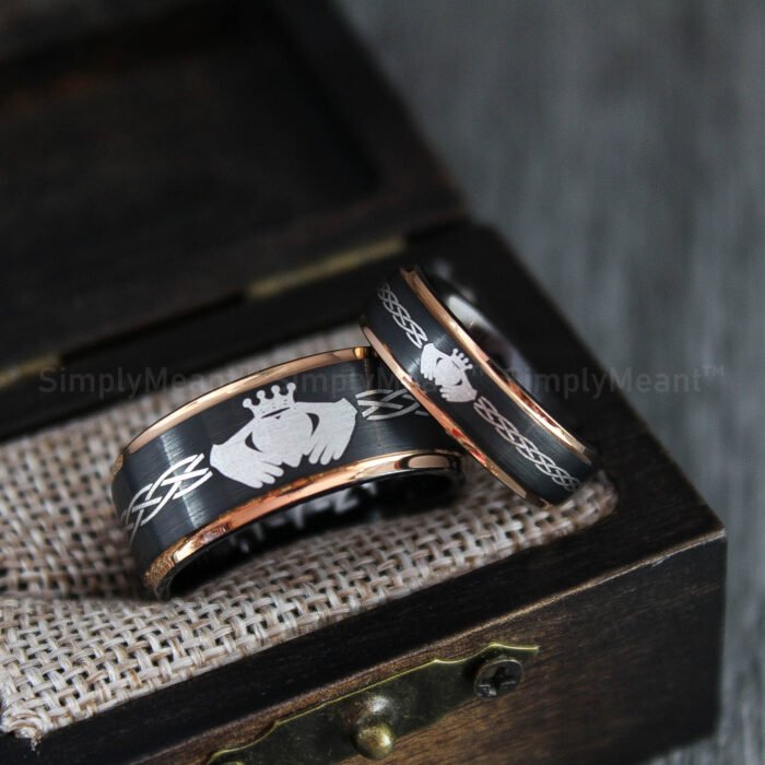 Claddagh Rings, Claddagh Couple Wedding Bands, Irish Rings, Couple Ring Set - Image 1